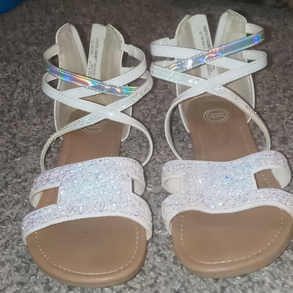 Sandals - Picture 3 of 3